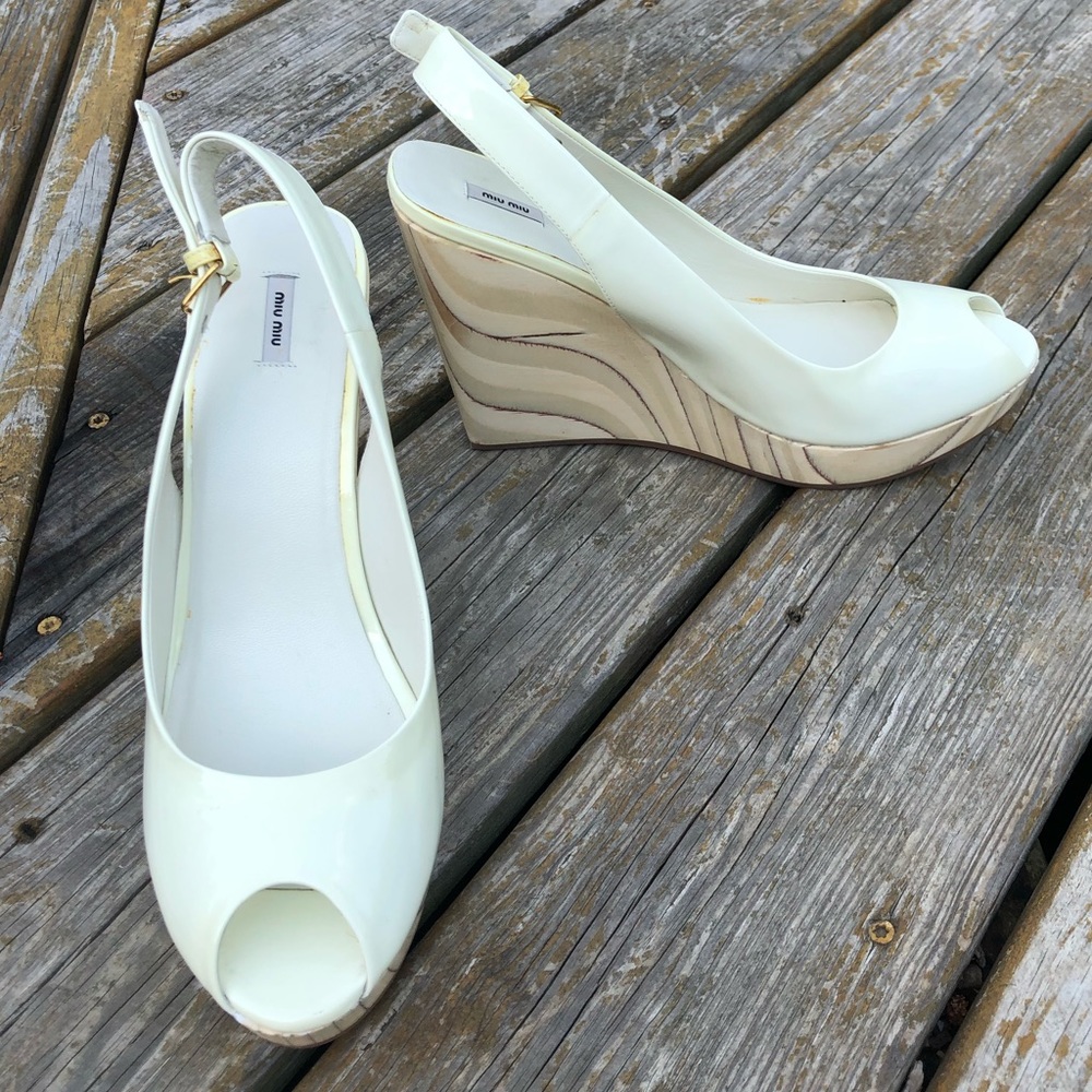 NWOB Miu Miu Size 9.5 White PeepToe Slingback Heel